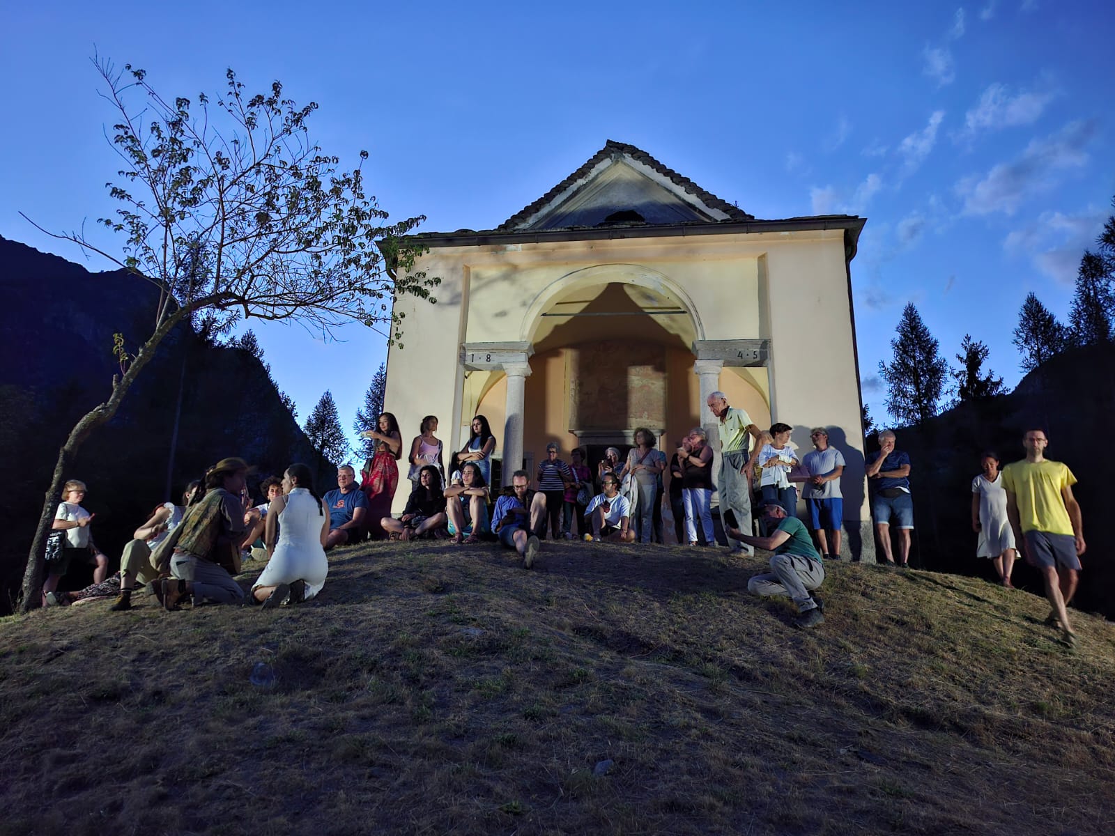 foto dell'oraotrio santa croce di croppargino
